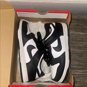 Nike Dunk Low black and white sz 2